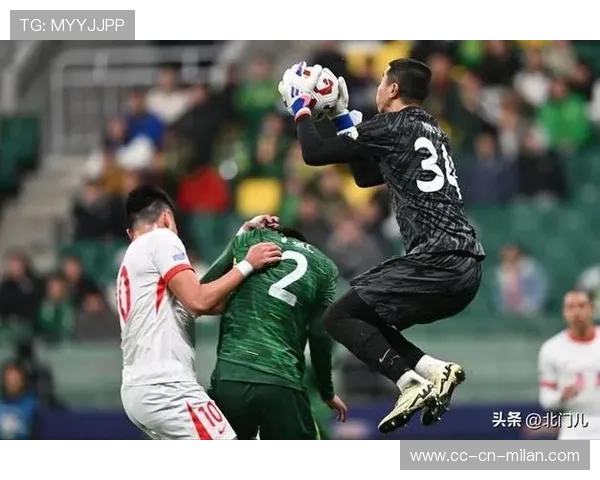 青岛海牛前插时机极佳，全场掌声如潮